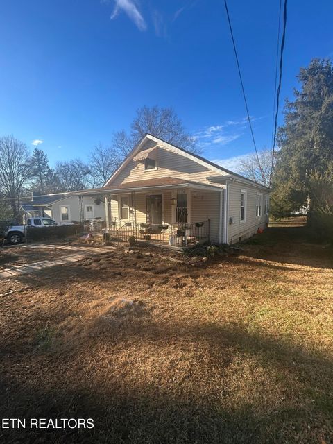 Tiny photo for 101 Mcdaniel Ave, Knoxville, TN 37920 (MLS # 1325590)