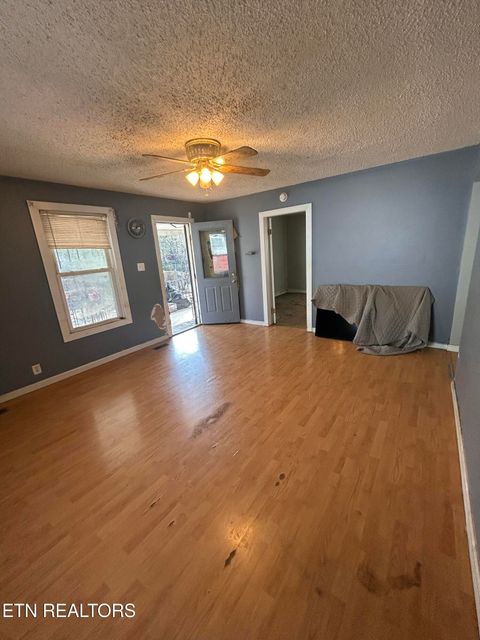 Tiny photo for 101 Mcdaniel Ave, Knoxville, TN 37920 (MLS # 1325590)