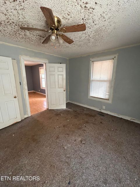 Tiny photo for 101 Mcdaniel Ave, Knoxville, TN 37920 (MLS # 1325590)