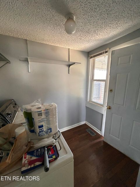 Tiny photo for 101 Mcdaniel Ave, Knoxville, TN 37920 (MLS # 1325590)