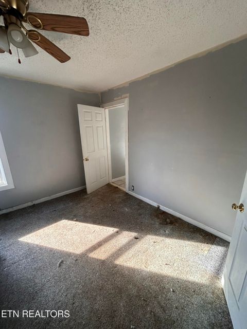 Tiny photo for 101 Mcdaniel Ave, Knoxville, TN 37920 (MLS # 1325590)