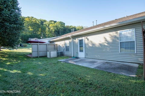 Tiny photo for 4022 Darwin Way, Knoxville, TN 37918 (MLS # 1358069)