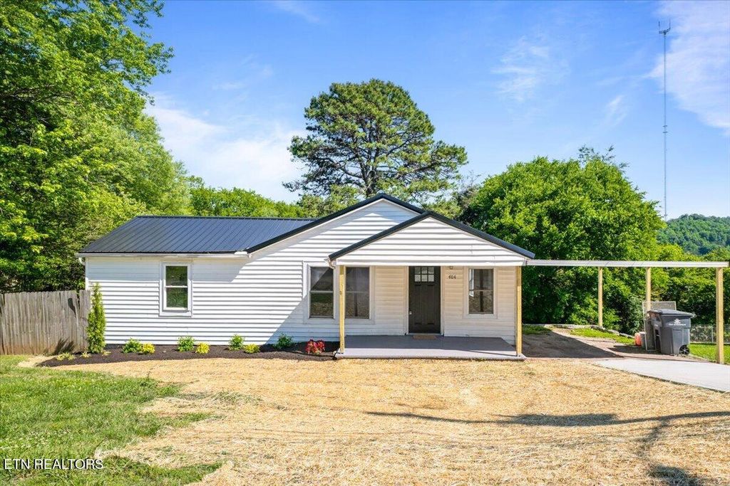 Photo of 404 Sharp Lane, Knoxville, TN 37912 (MLS # 1340770)