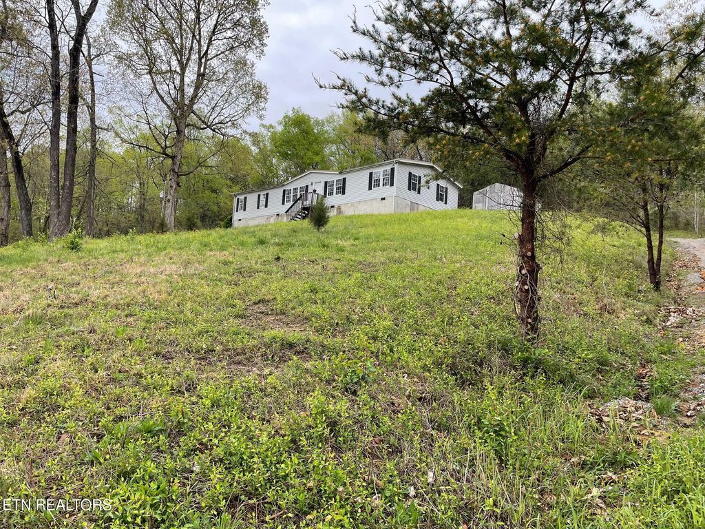 Photo of 2370 Chestnut Hill Rd, Dandridge, TN 37725 (MLS # 1299166)