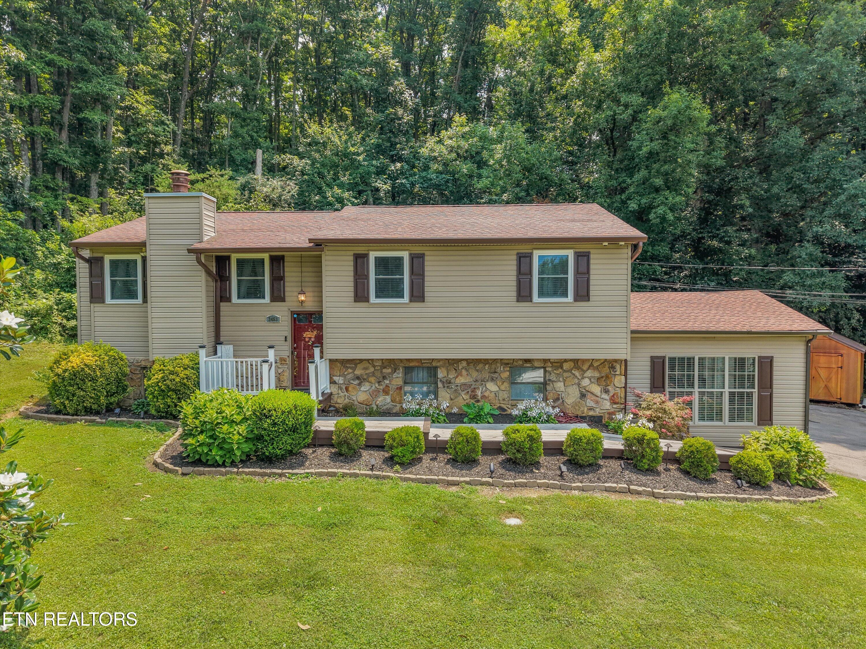 3453 Russellwood Drive