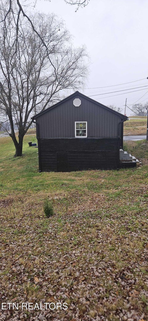 Tiny photo for 901903 Kyle St, LaFollette, TN 37766 (MLS # 1355874)