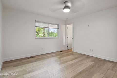 Tiny photo for 521 Overland Tr, Knoxville, TN 37919 (MLS # 1349297)