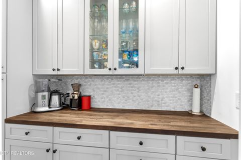 Tiny photo for 136 Wilderness Drive, Vonore, TN 37885 (MLS # 1336404)