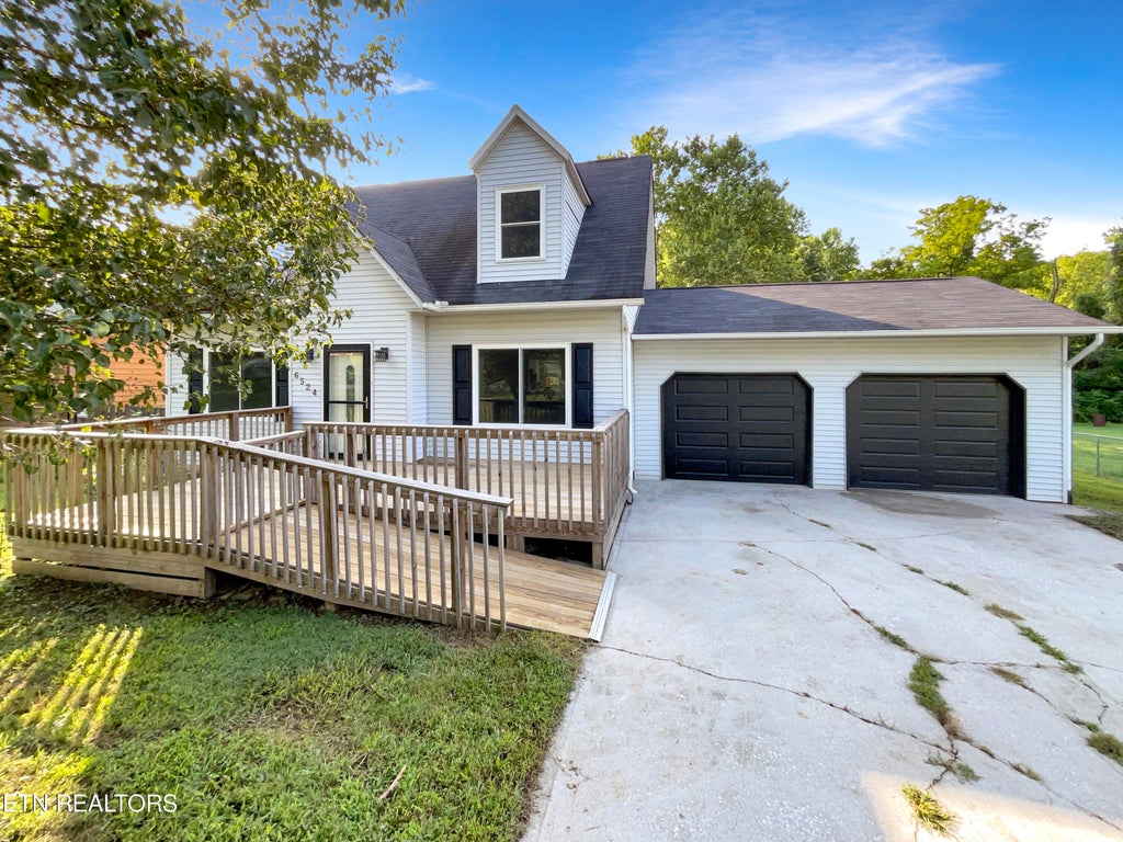 Photo of 6524 Bay Circle Drive, Knoxville, TN 37918 (MLS # 1271500)