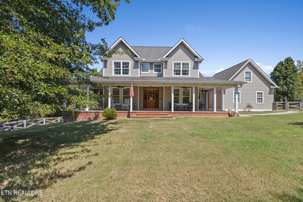 Photo of 3678 Fox Ridge Rd, Louisville, TN 37777 (MLS # 1354549)