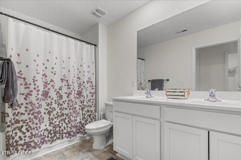 Tiny photo for 158 Harbour Pointe Lane, Oak Ridge, TN 37830 (MLS # 1353744)