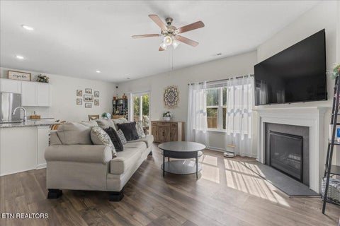 Tiny photo for 158 Harbour Pointe Lane, Oak Ridge, TN 37830 (MLS # 1353744)