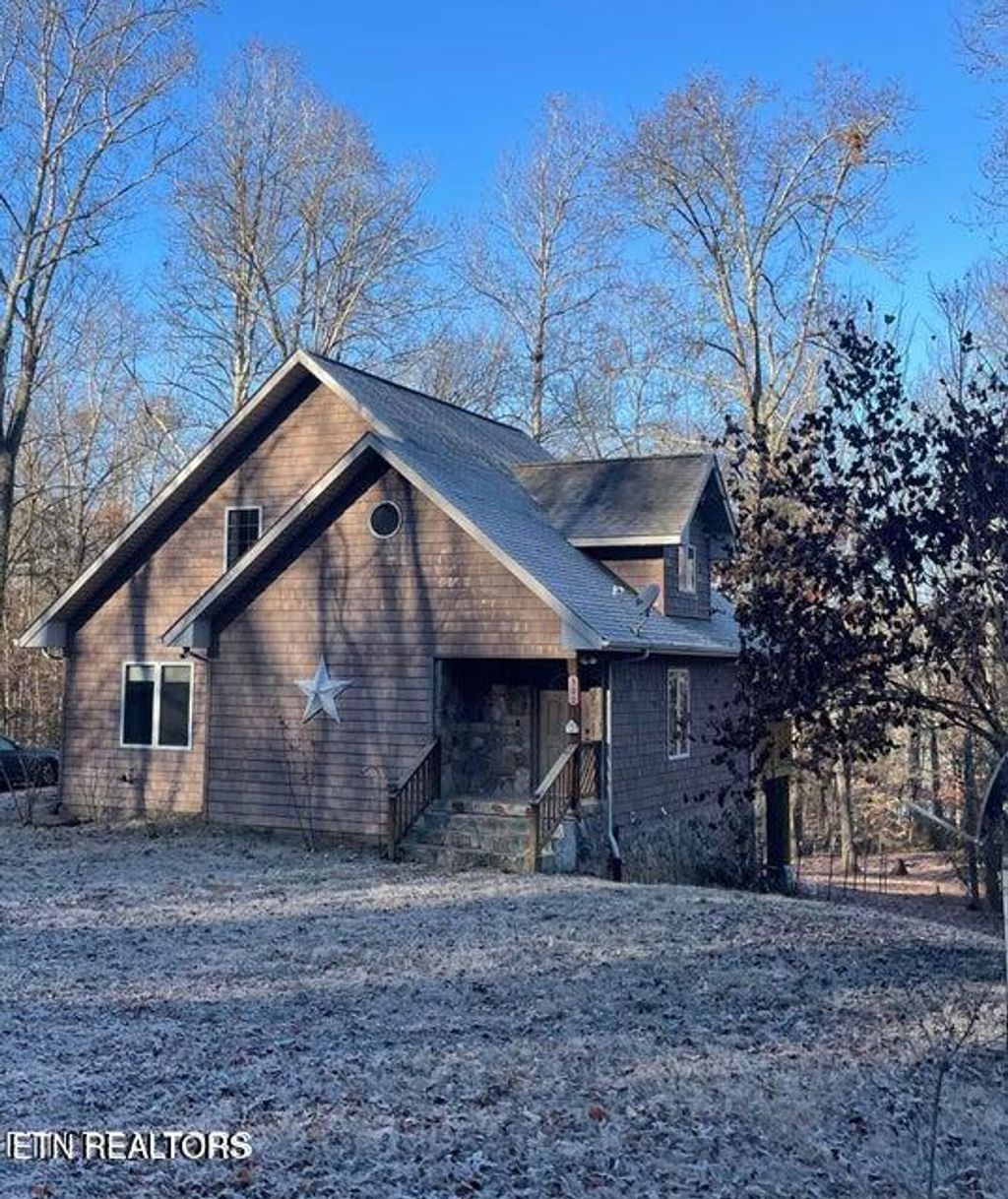 Photo of 300 eagle ridge Rd, Kingston, TN 37763 (MLS # 1313543)