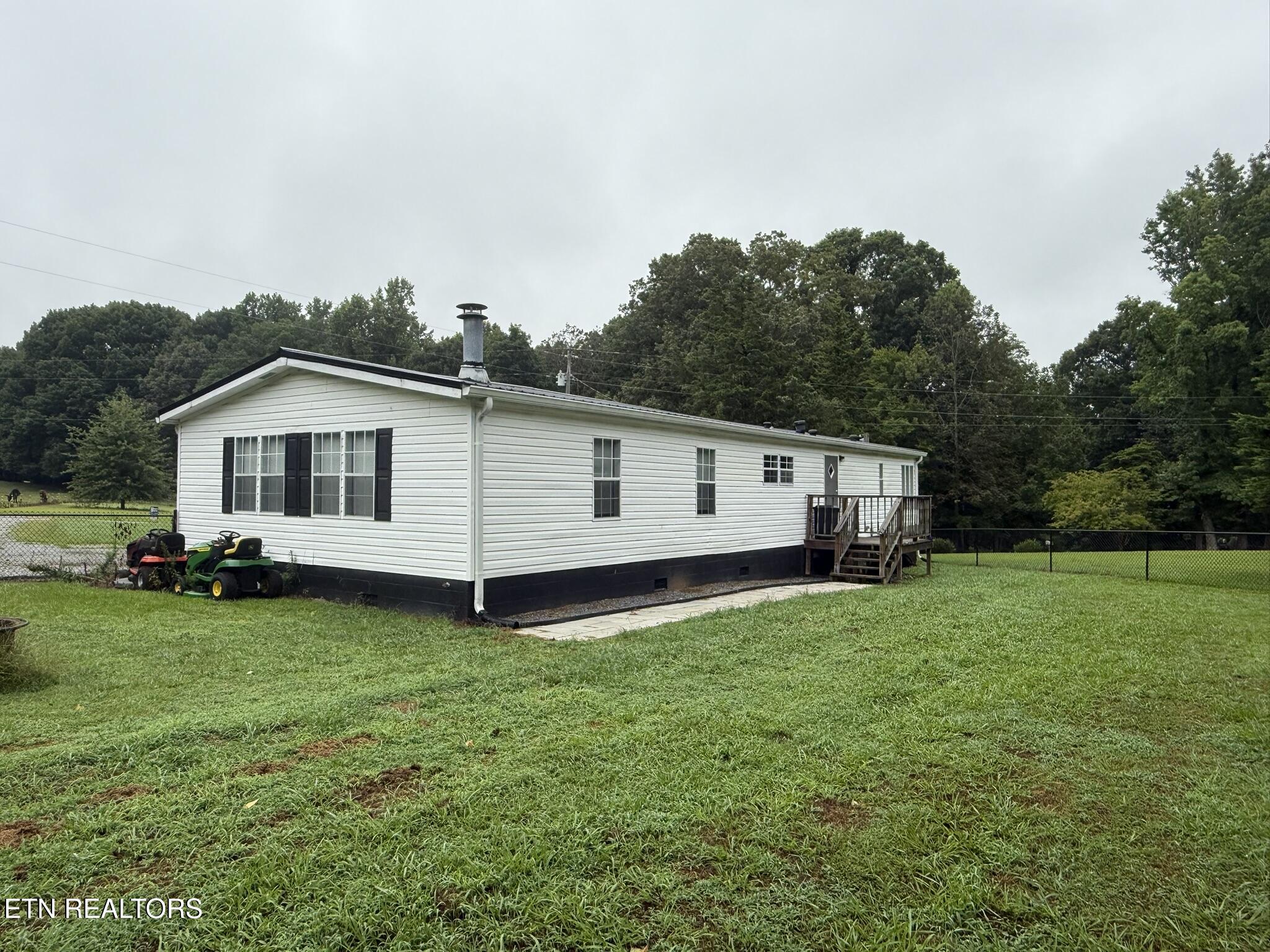 604 Oak Grove Rd