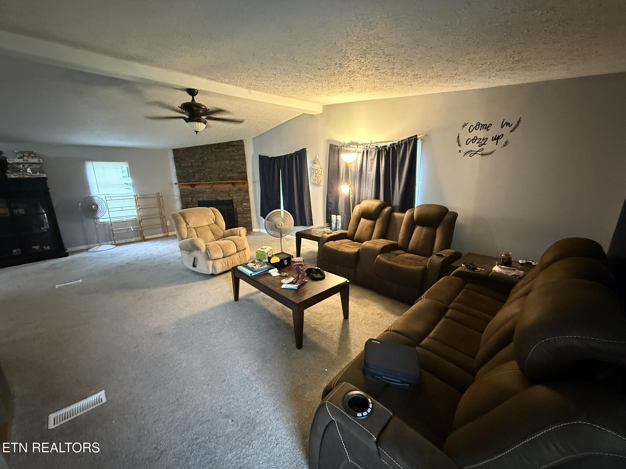 604 Oak Grove Rd