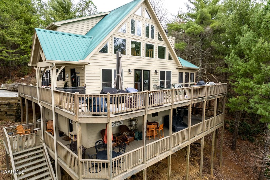 Photo of 843 Stonegate Way, Townsend, TN 37882 (MLS # 1216048)