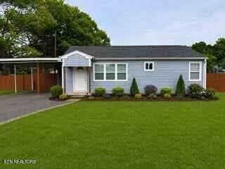 Photo of 214 Meade St, Maryville, TN 37804 (MLS # 1349620)