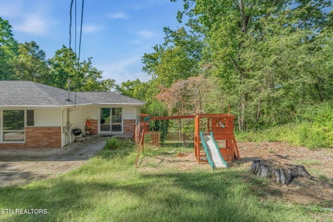 Tiny photo for 103 Morgan Rd, Oak Ridge, TN 37830 (MLS # 1358426)