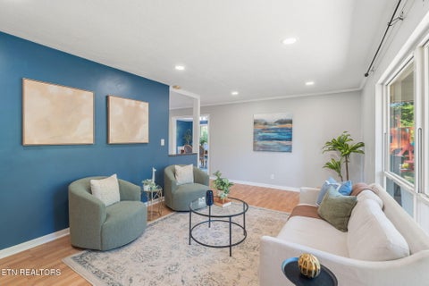 Tiny photo for 103 Morgan Rd, Oak Ridge, TN 37830 (MLS # 1358426)