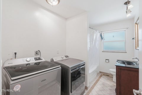 Tiny photo for 103 Morgan Rd, Oak Ridge, TN 37830 (MLS # 1358426)