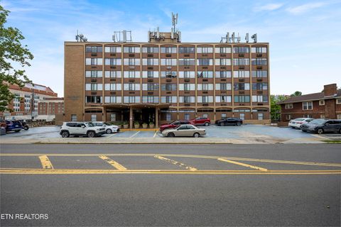 Tiny photo for 1700 Clinch Ave #411, Knoxville, TN 37916 (MLS # 1346155)