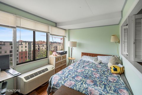 Tiny photo for 1700 Clinch Ave #411, Knoxville, TN 37916 (MLS # 1346155)