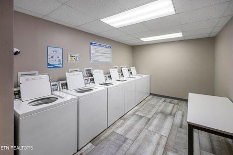 Tiny photo for 1700 Clinch Ave #411, Knoxville, TN 37916 (MLS # 1346155)