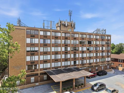 Tiny photo for 1700 Clinch Ave #411, Knoxville, TN 37916 (MLS # 1346155)