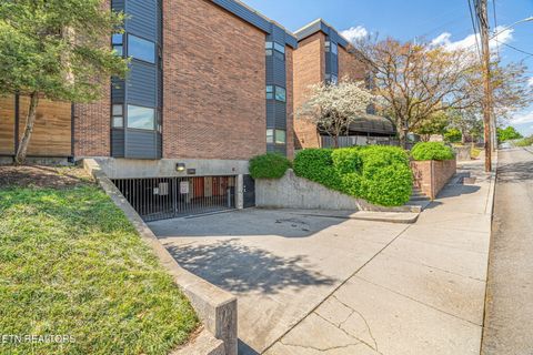 Tiny photo for 509 11th St #2006, Knoxville, TN 37916 (MLS # 1335805)