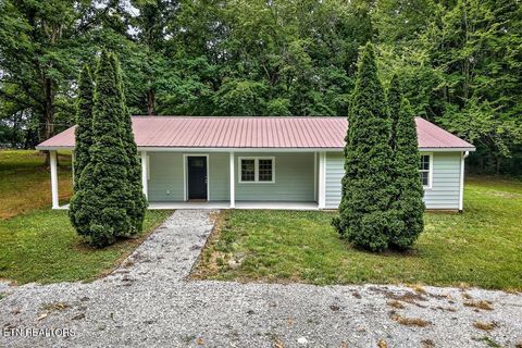 Photo of 4533 Great Falls Rd, Rock Island, TN 38581 (MLS # 1342984)