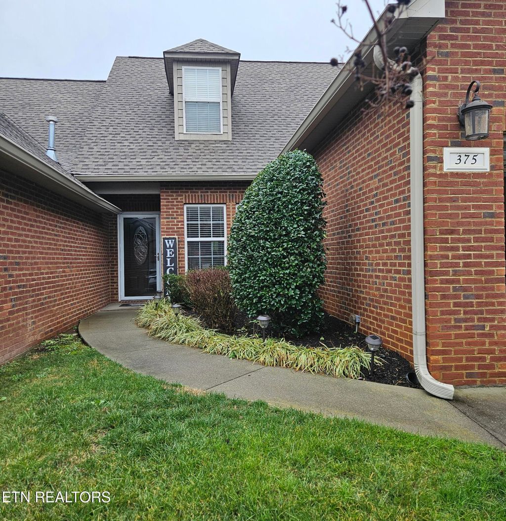 Photo of 375 Meadow Walk Lane, Lenoir City, TN 37772 (MLS # 1326094)