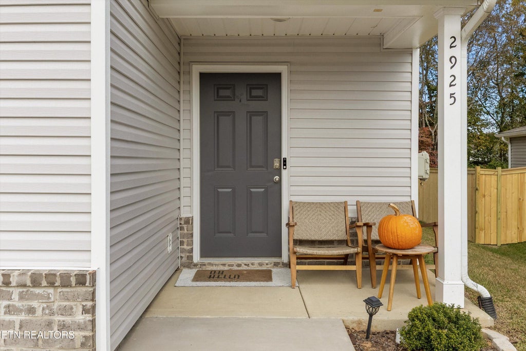 Photo of 2925 Brooks Meadow Lane, Knoxville, TN 37924 (MLS # 1360426)