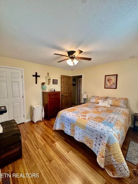 Tiny photo for 140 Red Hill Rd, Sunbright, TN 37872 (MLS # 1331853)