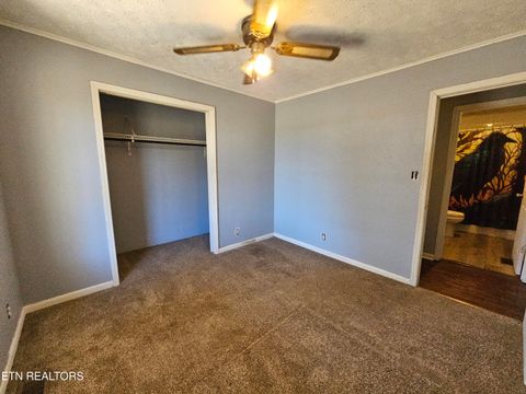 Tiny photo for 348 Washington Drive, Harriman, TN 37748 (MLS # 1329007)