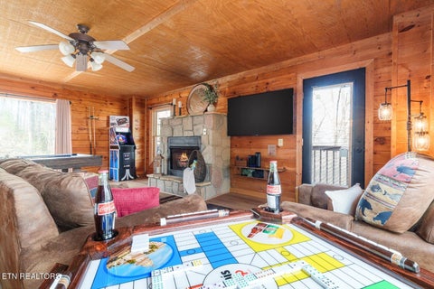 Tiny photo for 1628 Ginnys Tr, Sevierville, TN 37876 (MLS # 1349641)