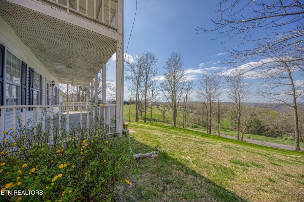 Photo of 910 Ridge Circle Rd, Andersonville, TN 37705 (MLS # 1335244)
