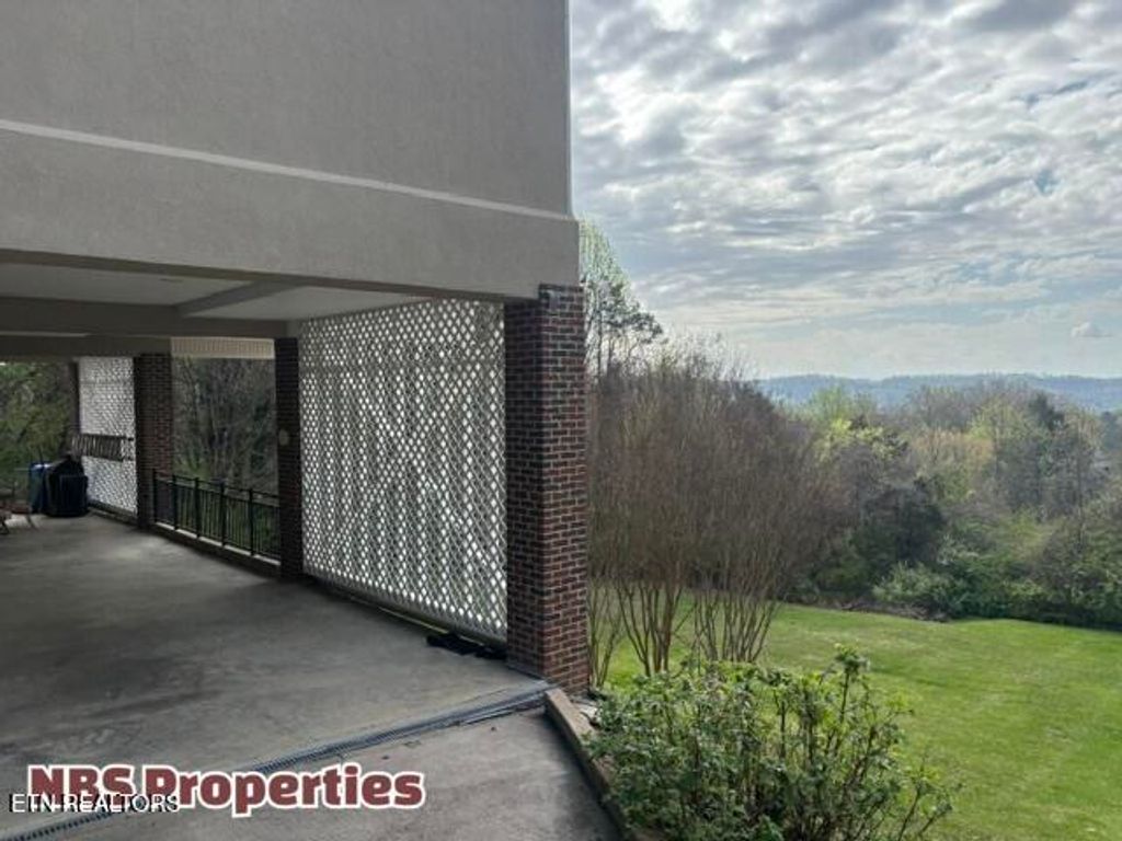 Photo of 7540 Glastonbury Rd #2, Knoxville, TN 37931 (MLS # 1336671)