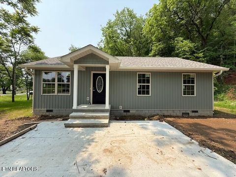 515 Hillcrest St Clinton TN 37716