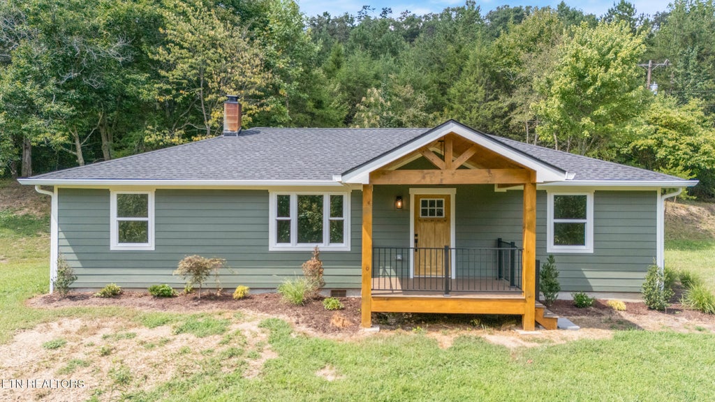 Photo of 464 Satterfield Rd, Luttrell, TN 37779 (MLS # 1354392)
