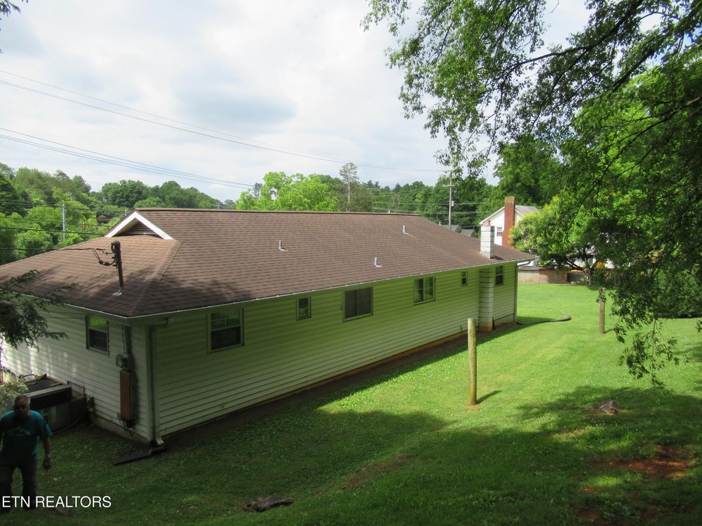 Photo of 1008 Boyds Creek Hwy, Seymour, TN 37865 (MLS # 1295427)