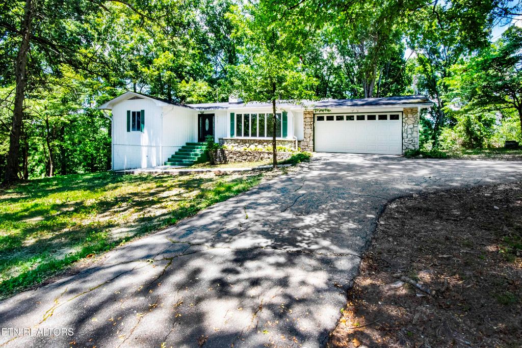 Photo of 9721 Asheville Hwy, Strawberry Plains, TN 37871 (MLS # 1313244)