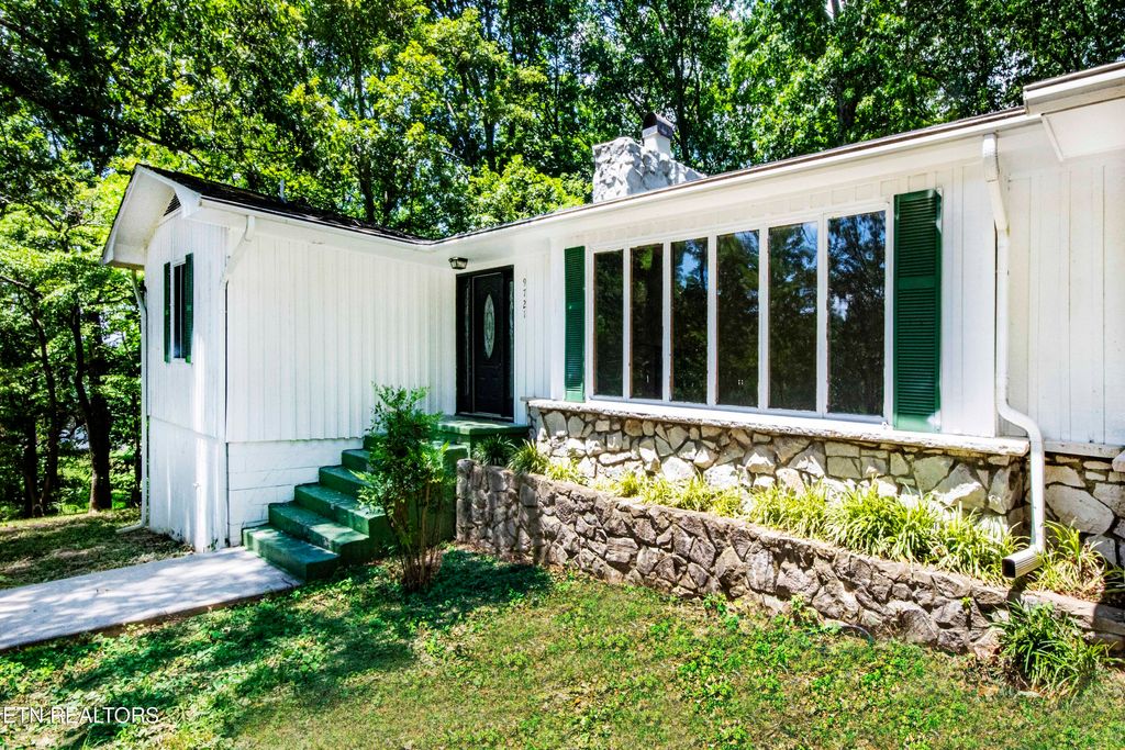 Photo of 9721 Asheville Hwy, Strawberry Plains, TN 37871 (MLS # 1313244)