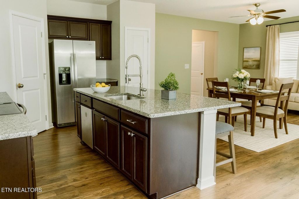 Photo of 6 Lilac Court, Clinton, TN 37716 (MLS # 1301276)