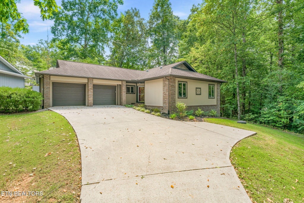 Photo of 260 Chuniloti Way, Loudon, TN 37774 (MLS # 1353964)