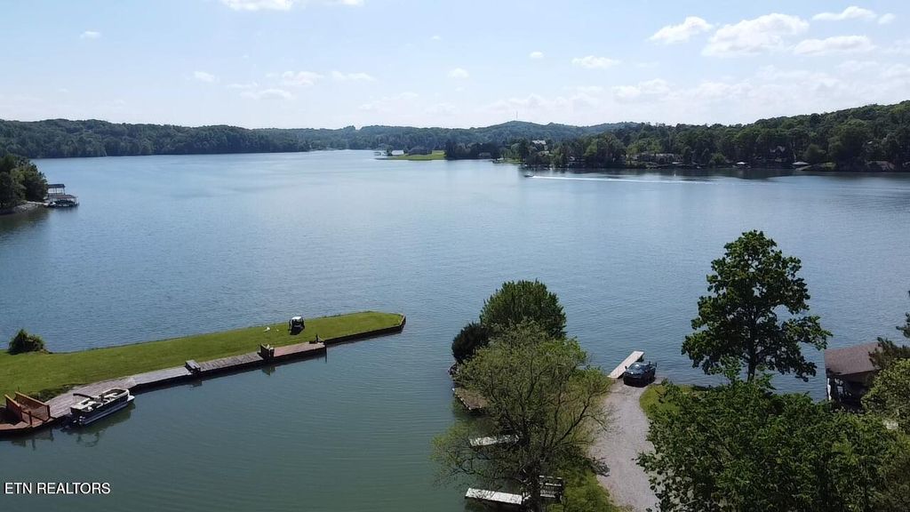 Photo of N Sequoyah Drive, Friendsville, TN 37737 (MLS # 1325714)