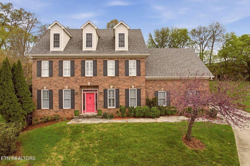 Photo of 10300 Evening Ridge Lane, Knoxville, TN 37922 (MLS # 1339015)