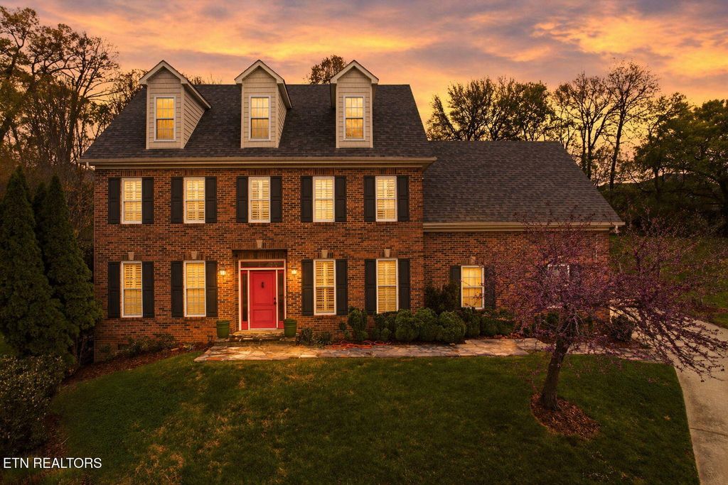 Photo of 10300 Evening Ridge Lane, Knoxville, TN 37922 (MLS # 1339015)