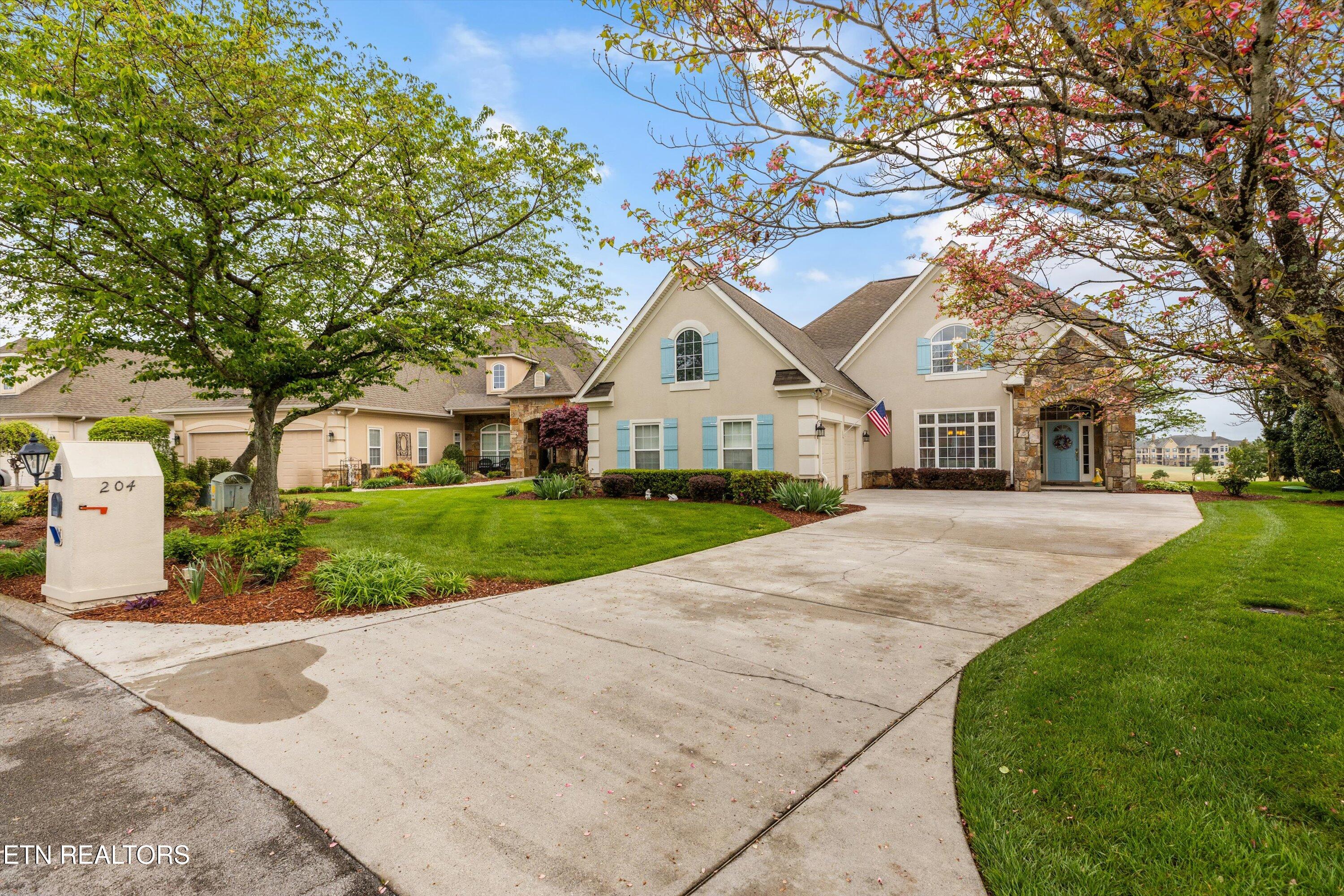 204 Kingbird Drive
