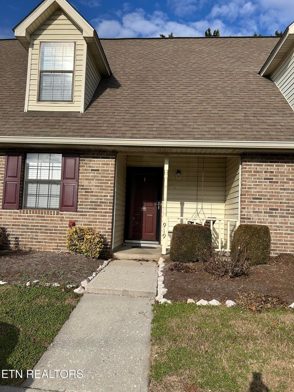 Photo of 919 Chip Cove Lane, Knoxville, TN 37938 (MLS # 1325364)