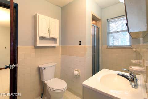 Tiny photo for 7101 Rollins Rd, Knoxville, TN 37918 (MLS # 1349890)